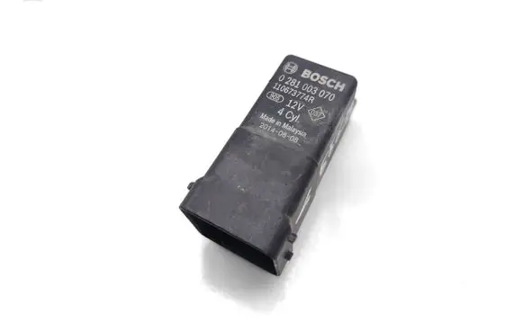Nissan X-Trail T32 Glow plug pre-heat relay 110673774R 0281003070