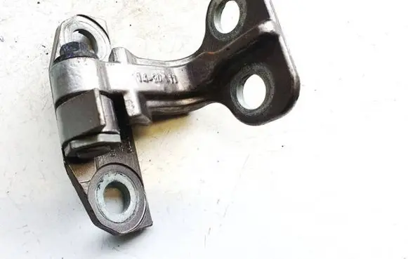 Jaguar XJ X351 Rear door lower hinge 8x23f228a67ac 8x23-f228a67-ac