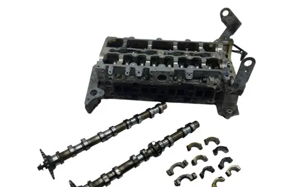 Mercedes-Benz B W246 W242 Engine head R651016