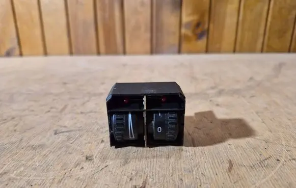 Volkswagen Touran I Headlight level height control switch 1T0941333