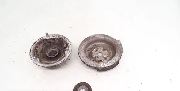 BMW 1 E81 E87 Coil spring mount 