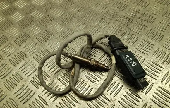 Volkswagen Caddy Lambda probe sensor 05L907807S