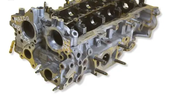 Mazda CX-5 Engine head D4BD1 876DBH 34CD4