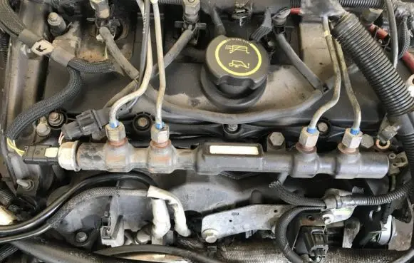 Ford Mondeo Mk III Fuel main line pipe 93077507a