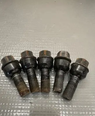 Porsche Cayenne (9Y0 9Y3) Nuts/bolts 
