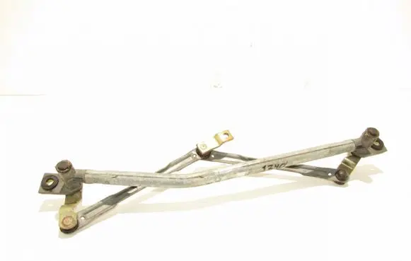 Skoda Fabia Mk2 (5J) Front wiper linkage 