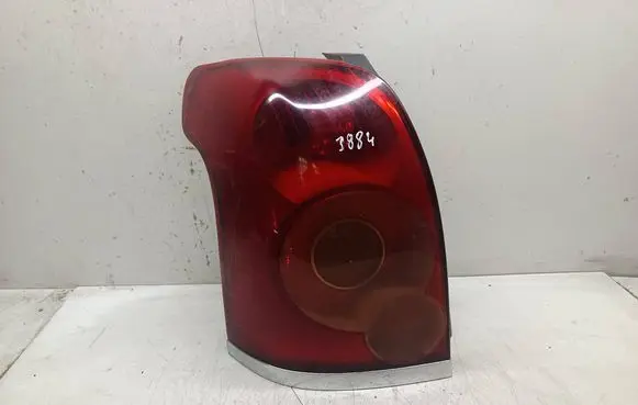 Toyota Avensis T250 Rear/tail lights
