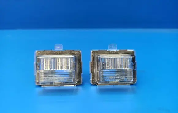 Mercedes-Benz E W212 Number plate light A2218200456