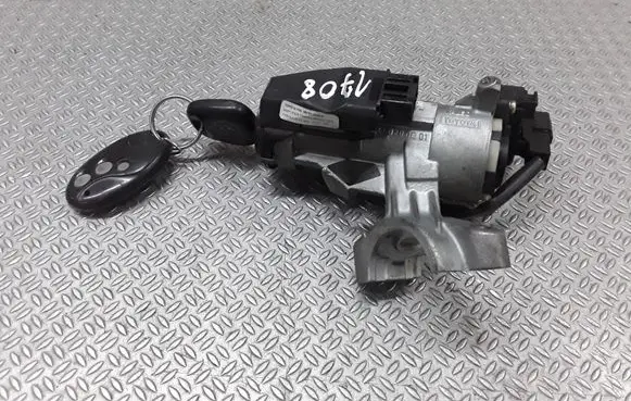 Toyota Yaris Ignition lock 460200D01