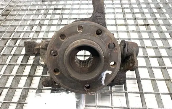 Opel Astra H Front wheel hub spindle knuckle 