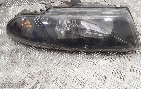 Mitsubishi Carisma Headlight/headlamp 15157800