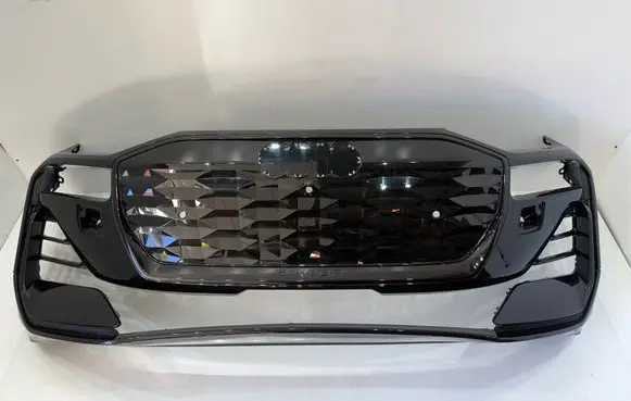 Audi Q6 e-tron Front bumper 
