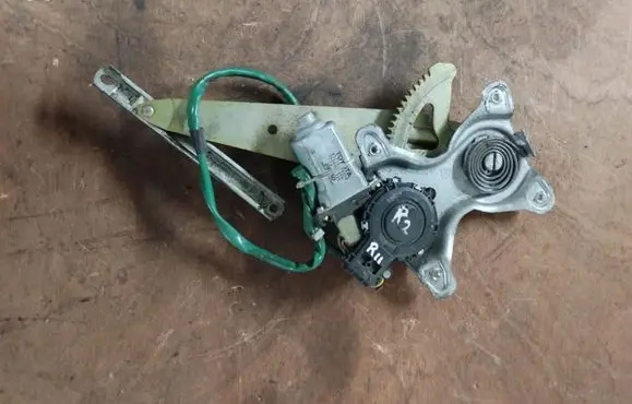 Lexus GS 300 400 430 Rear door window regulator with motor 8572030290 0620400270