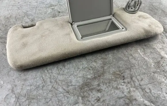 Toyota Corolla E120 E130 Sun visor