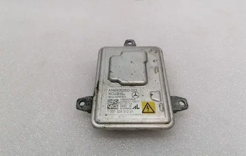 Mercedes-Benz C W204 Headlight ballast module Xenon A1669002800