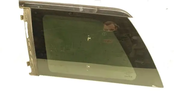 Rear side window