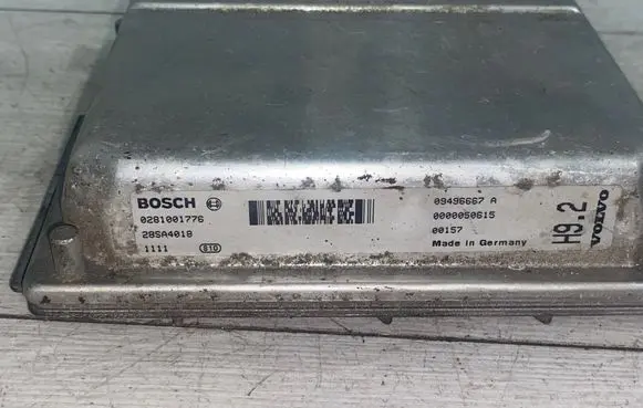 Volvo S70 V70 V70 XC Engine control unit/module 09496667A 0281001776 28SA4018