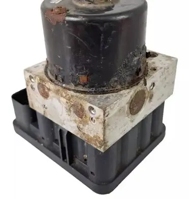 Volkswagen Golf IV ABS Pump 1J0614417C 1C0907379D