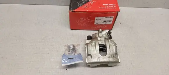Volkswagen II LT Rear brake caliper 820105