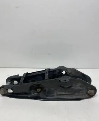 BMW 5 G30 G31 Rear upper control arm/wishbone 6861131 20343410