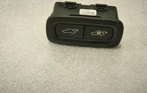 Volvo XC60 Tailgate/trunk/boot open switch 31674801