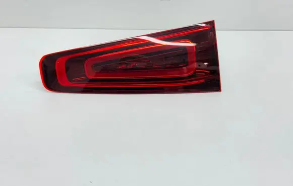 Tailgate rear/tail lights