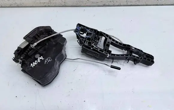 BMW 1 F20 F21 Front door lock 7229458 7297750