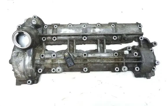 Mercedes-Benz Sprinter W906 Rocker cam cover A6420101630
