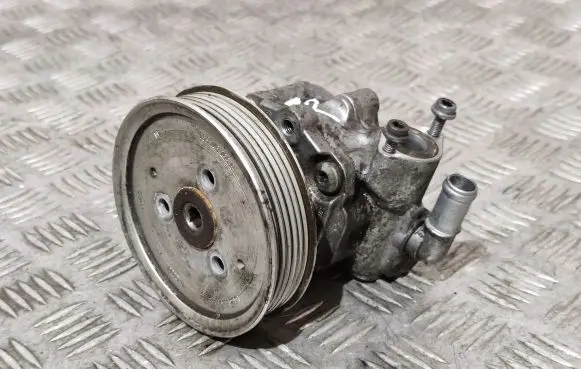 Volkswagen Touareg II Power steering pump 7P0422154B 7651955168