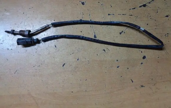 Volkswagen PASSAT B7 Lambda probe sensor 03L906088BD