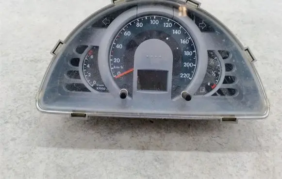 Volkswagen Fox Speedometer (instrument cluster) 5Z0920820NX