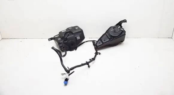 BMW 3 F30 F35 F31 AdBlue liquid reservoir 7433648 7399413