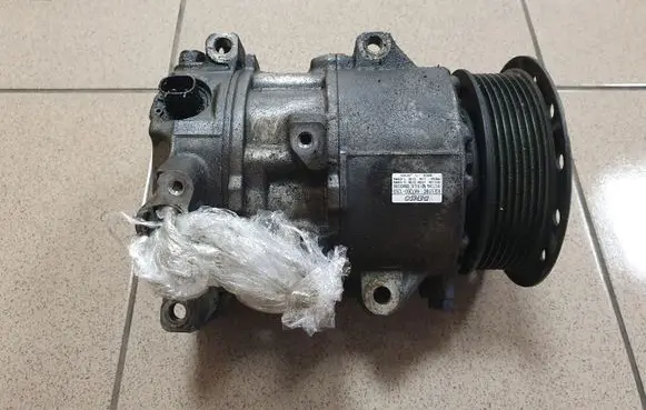 Lexus IS 220D-250-350 Air conditioning (A/C) compressor (pump) 4472601293