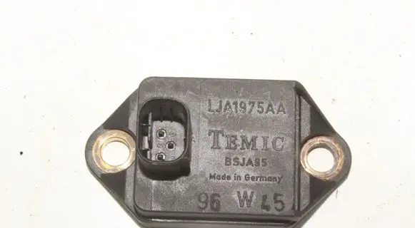 Jaguar XK8 - XKR Acceleration sensor LJA1975AA