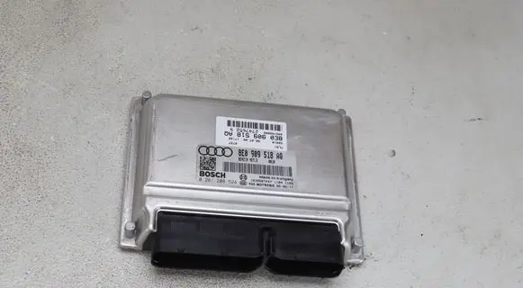 Audi A4 S4 B6 8E 8H Engine control unit/module 8E0909518AQ 0261208524