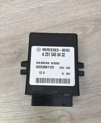 Mercedes-Benz E W211 Suspension control unit/module A2515450432 A2C53061122