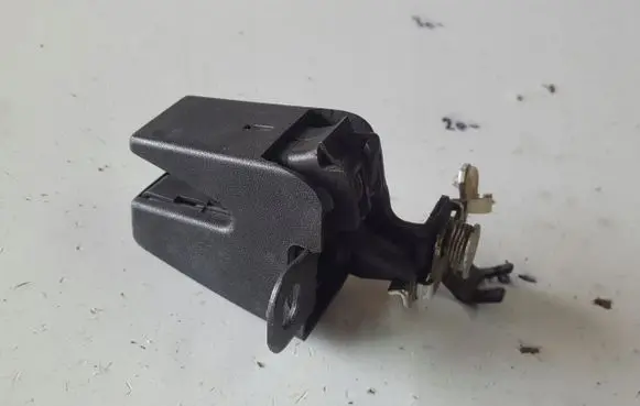 Volkswagen Caddy Tailgate/trunk/boot lock/catch/latch