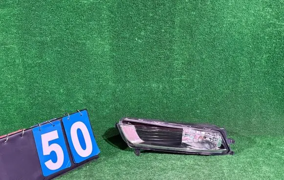 Volkswagen PASSAT CC Front fog light