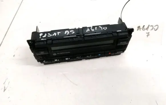 Volkswagen PASSAT B5.5 Climate control unit
