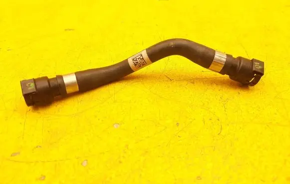 BMW 7 G11 G12 Engine coolant pipe/hose 8573221