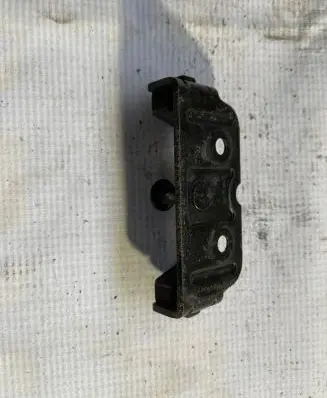 BMW 6 E63 E64 Rear door lock loop/hook striker 8203771