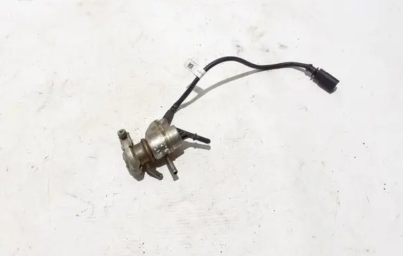 Audi A6 S6 C8 4K AdBlue injector 4G0131113E