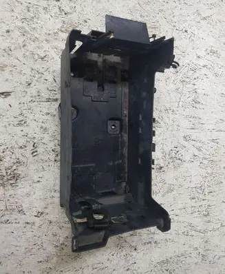 Opel Insignia A Battery tray 13255614