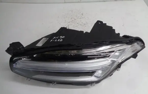 Volvo XC90 Headlight/headlamp 32420455