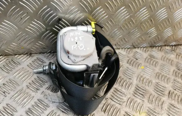 Nissan Murano Z50 Front seatbelt