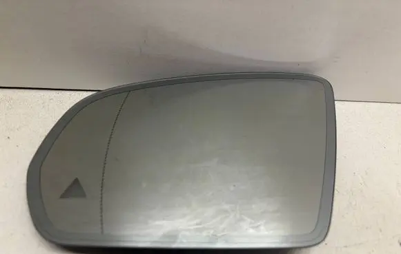 Mercedes-Benz C W205 Wing mirror glass A31705696 05232016