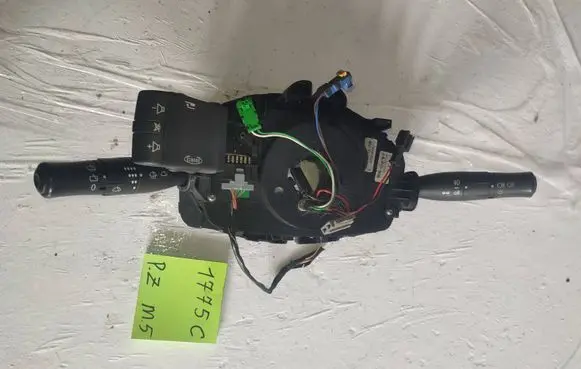 Renault Megane II Wiper turn signal indicator stalk/switch 8200216462