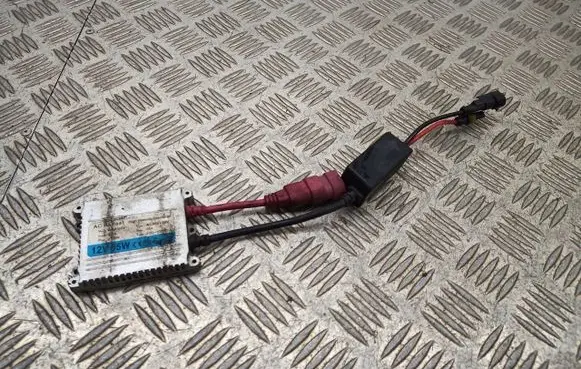 Citroen C4 I Xenon control unit/module 
