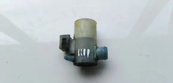 Subaru Impreza II Windscreen/windshield washer pump