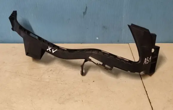 Subaru XV Front bumper mounting bracket
